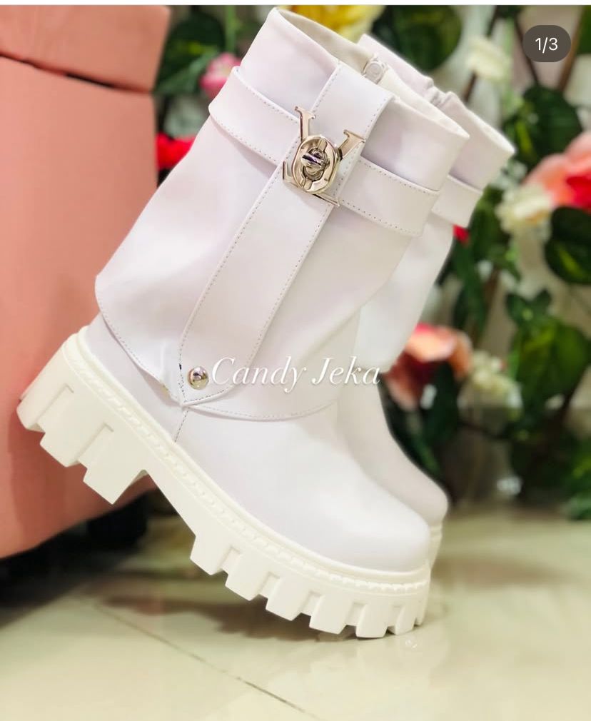 SHARK LV